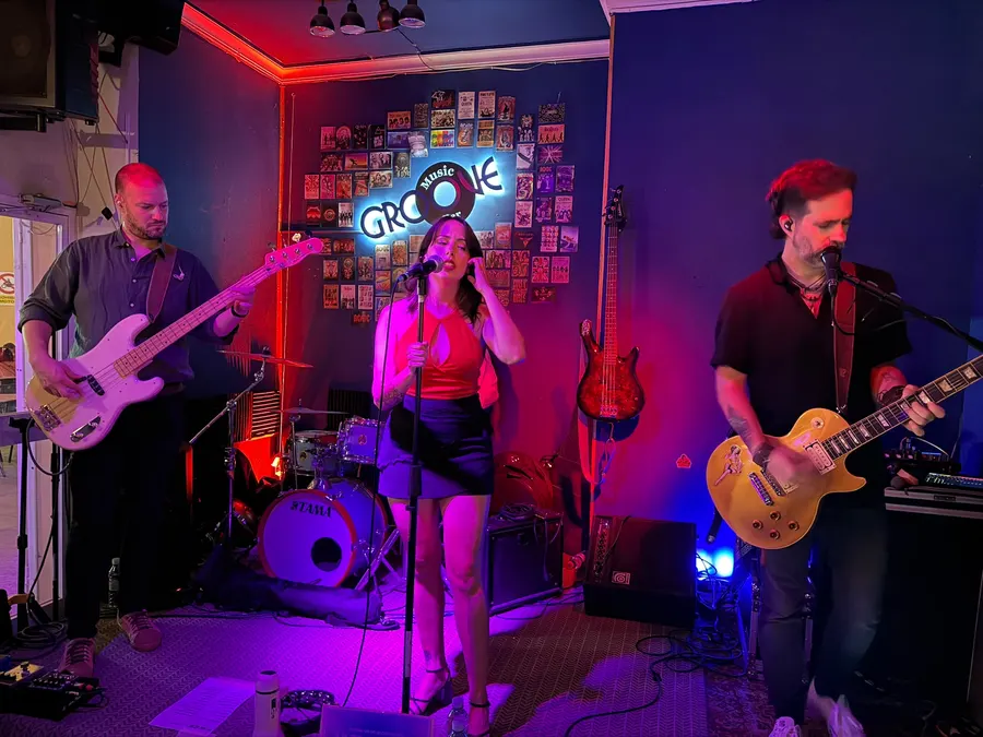 Ultraligero en concierto en Groove, Fuengirola